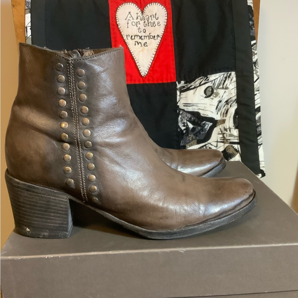 Gidigio booties
